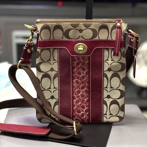 Coach Christine Signature Swingpack Shoulder Bag
